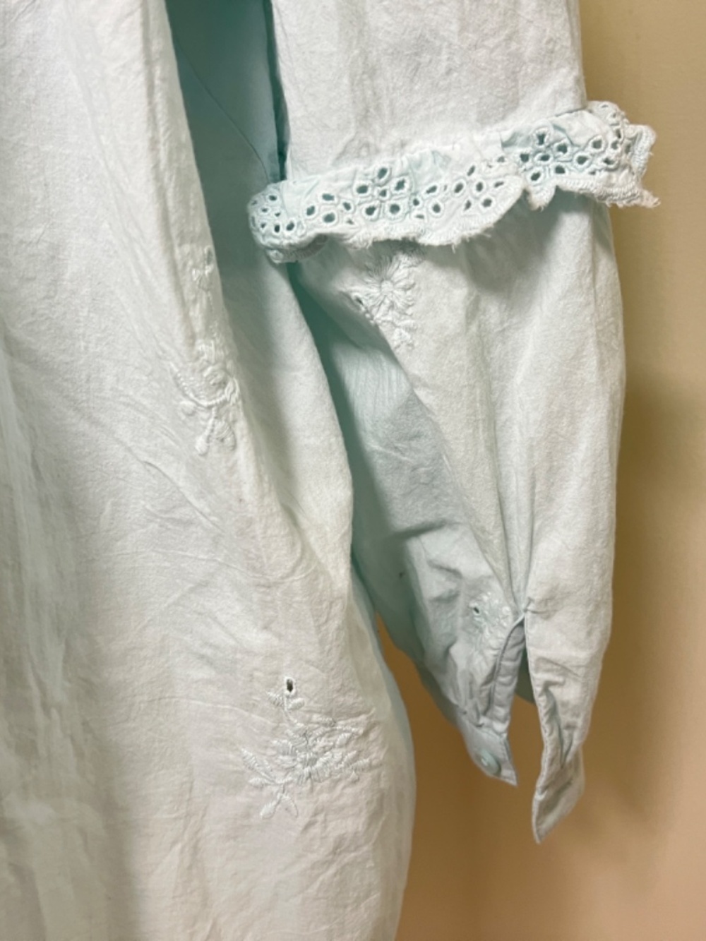 Women's Cotton Eyelet-Front 3/4-Puff Sleeve Blouse Size Plus XXL - Picture 8 of 14